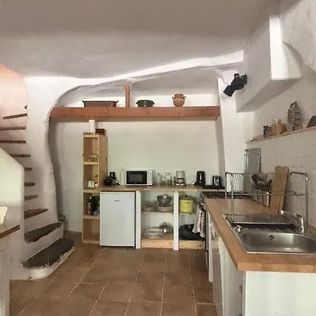 Entier Dans Les Corbieres