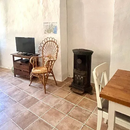 La Maison Du Rond Nyaraló Coustouge