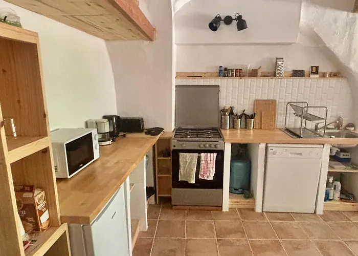 La Maison Du Rond Holiday home Coustouge
