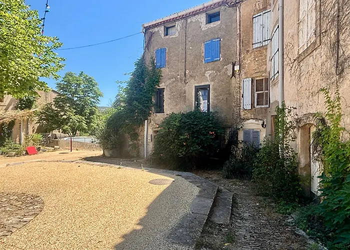 Holiday home La Maison Du Rond Coustouge